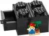 40118 - LEGO Creator piros és fekete 2 x 2 megépíthető tároló doboz