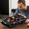 42232 - LEGO Technic - Koenigsegg Sadair's Spear szuperautó